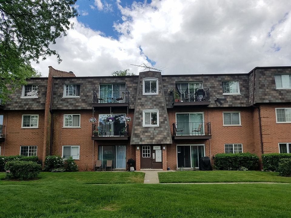 1st image of 9380 Bay Colony Dr APT 3S