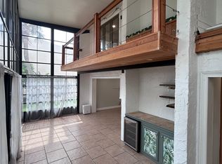 4321 Harbor House Dr, Tampa, FL 33615