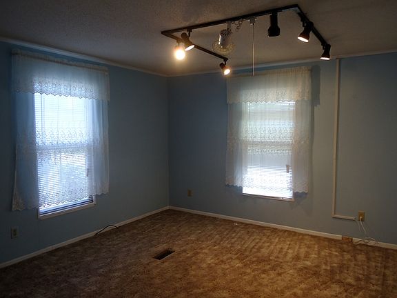 5th image of 4761 Wymberly Dr