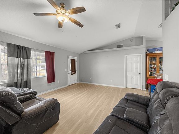 5th image of 6180 SE 126th Ln