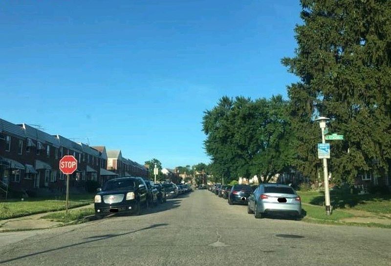2nd image of 4044 Lyndale Ave