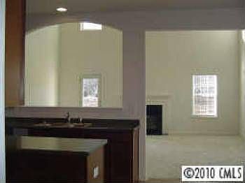 4th image of 6909 Daisybee Ct