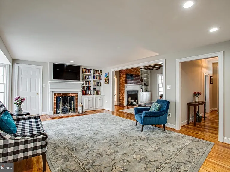 507 Hanover St — Photo 8