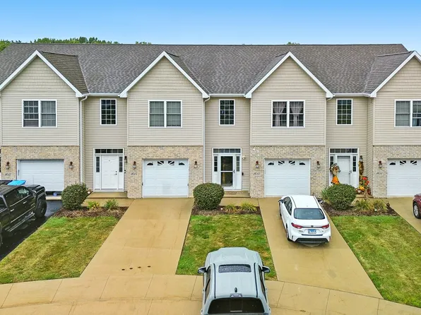 1613 Riverside Cir, Dixon, IL 61021