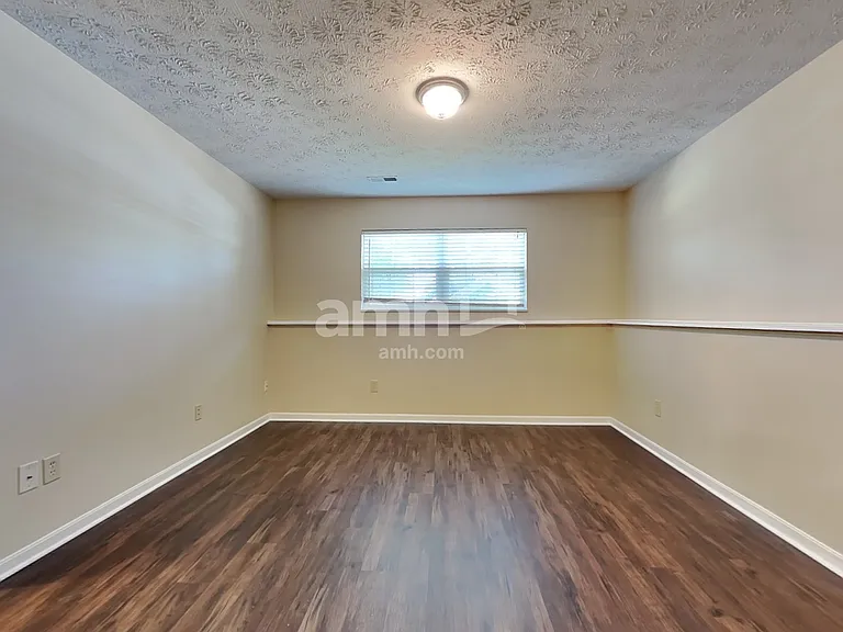 2565 Chateaugay Ct — Photo 9