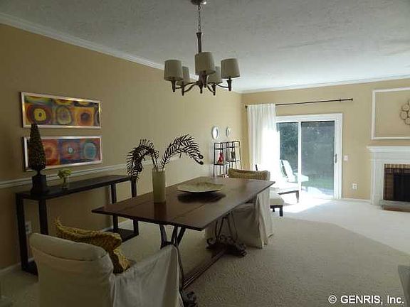 4th image of 67 Great Wood Cir