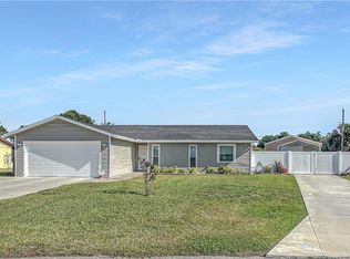 5915 High Glen Dr, Lakeland, FL 33813