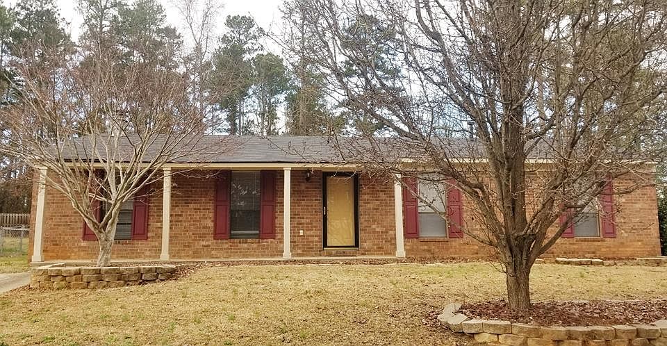 1st image of 315 Candlewood Dr