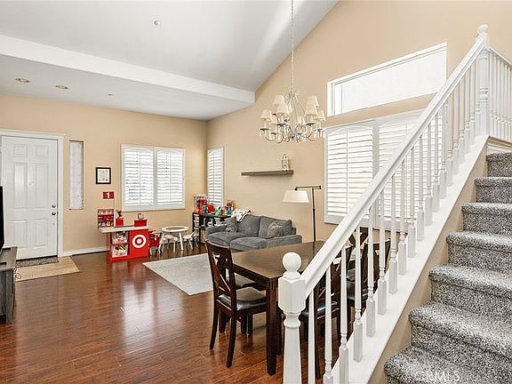 4th image of 324 Adella Ln