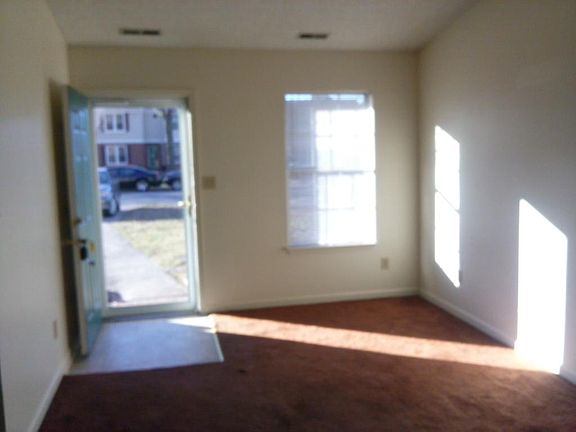2nd image of 646 Hollomon Dr