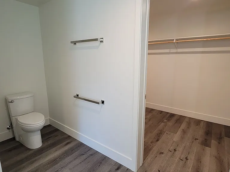 862 Moraga Dr. — Photo 14