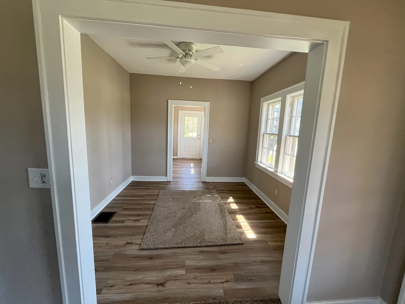 3 bed, 1250 sqft, $1,550 — Photo 4