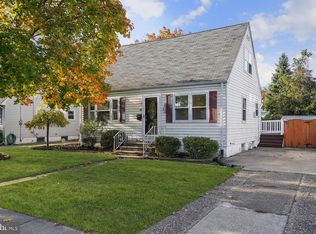 26 Brockton Rd, Hamilton, NJ 08619