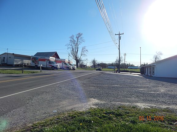 2nd image of 67 Dooley St