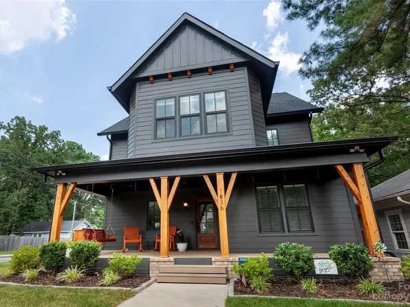 1836 Pegram St, Charlotte, NC 28205