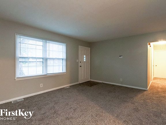 4th image of 5826 Sylvan Dr