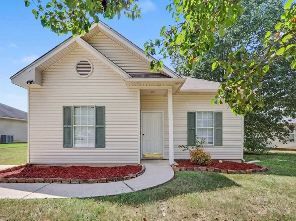 4282 Candle Brook Ln, Bessemer, AL 35022