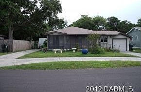 1st image of 828 Donnelly Pl