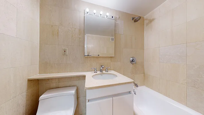 Rented by Bond New York | media 9