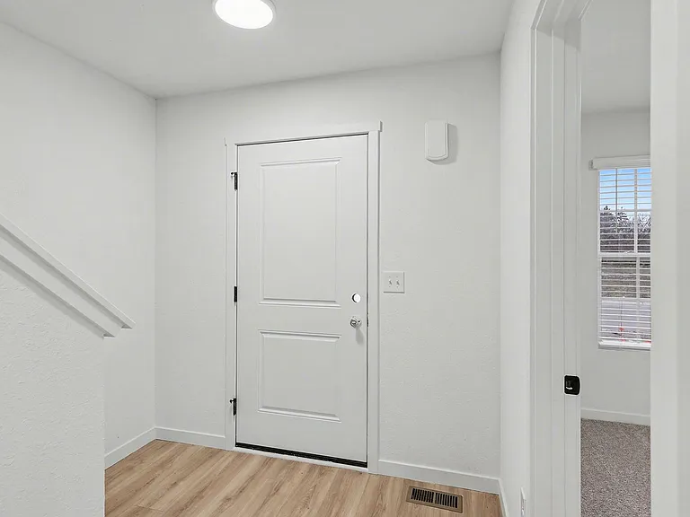 6118 Aurelius Rd — Photo 13