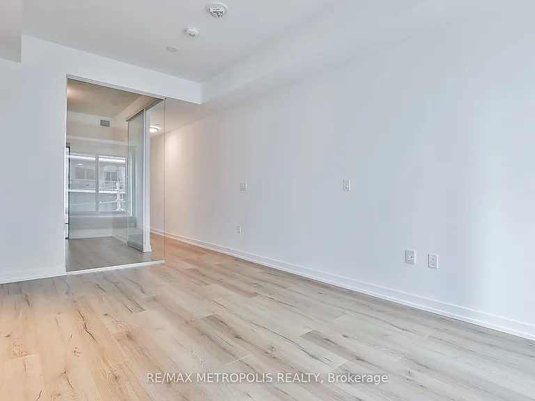 1195 The Queensway #412 — Photo 10
