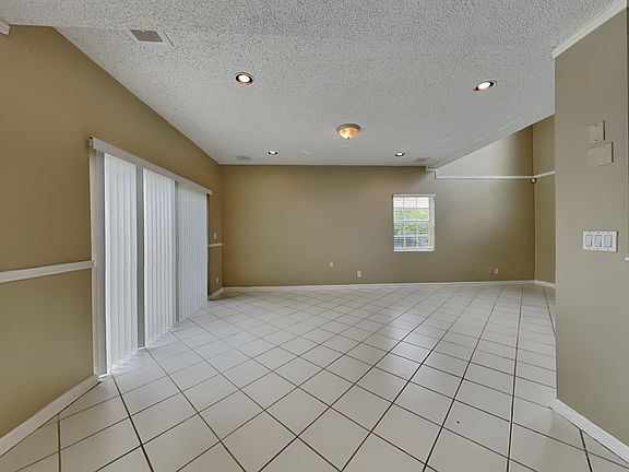 4th image of 6279 Windlass Cir