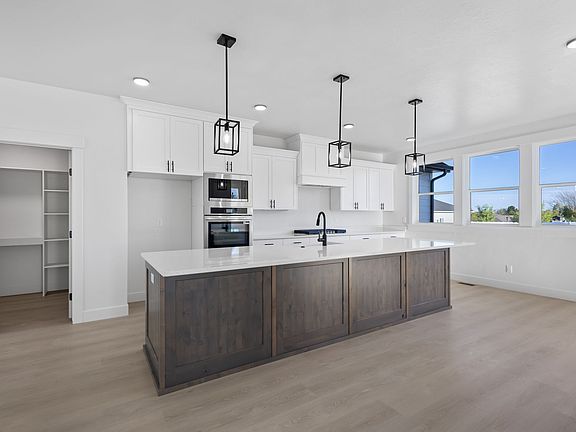 3rd image of 1331 N 1850 W