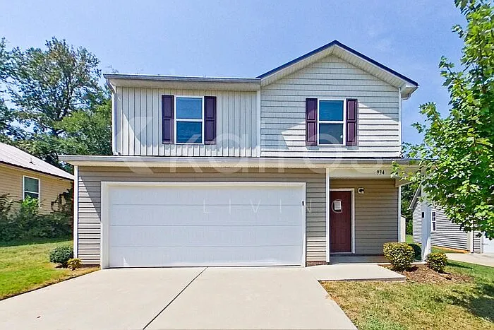 934 Mathis Ave
