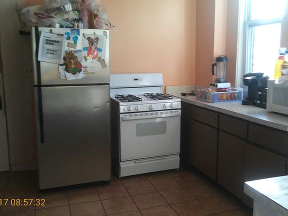 2nd image of 416-418 Harwood St
