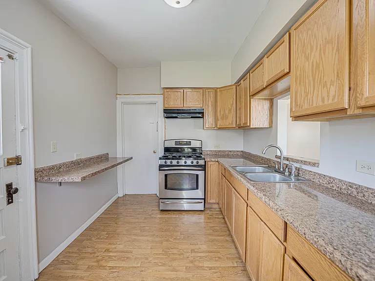 371 Cedar St — Photo 10