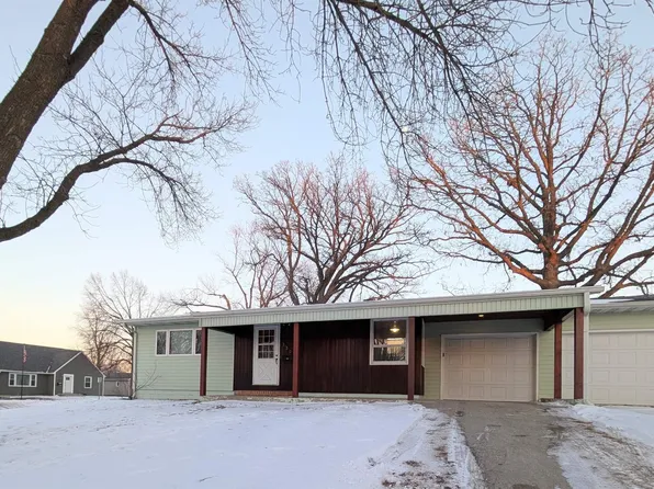 730 N Durant St, Algona, IA 50511
