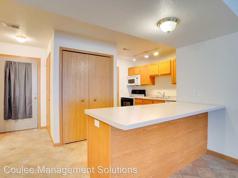 805 Angel Ct Apartments Holmen, WI Zillow