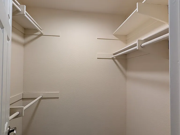 Bed #1 Walk-in Closet