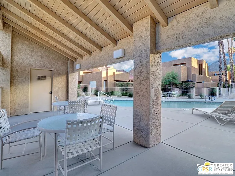 73429 Foxtail Ln — Photo 41