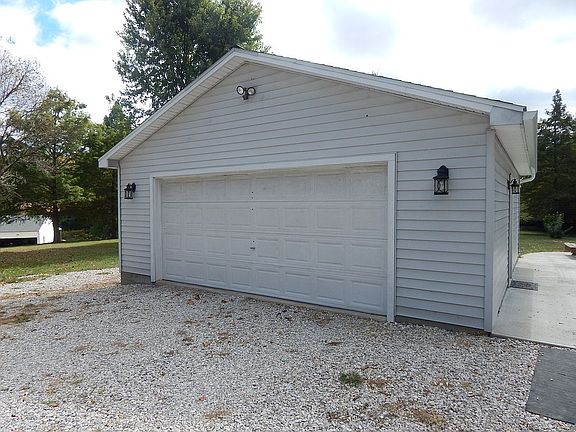 3rd image of 2849 S Harvest Acres Dr