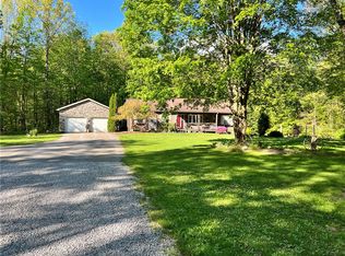 1 Oak Brook Dr, Greenville, PA 16125