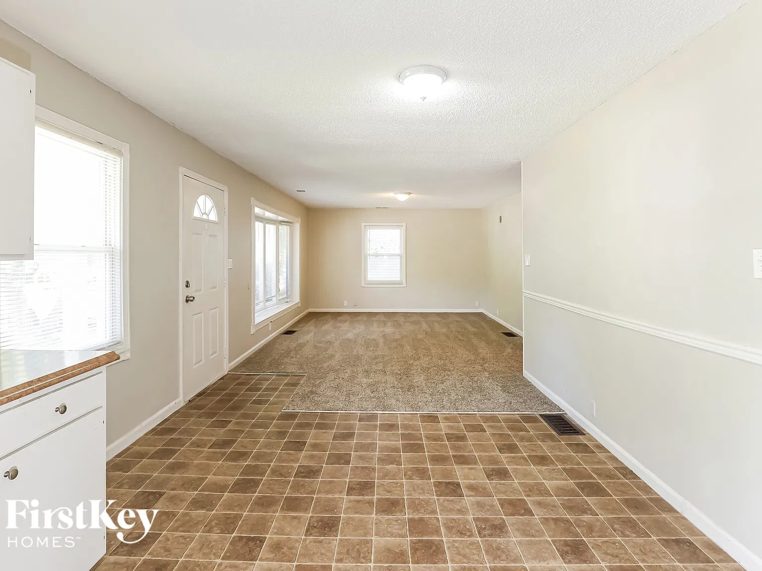 3 bed, 2.0 bath, 988 sqft, $2,150 — Photo 4