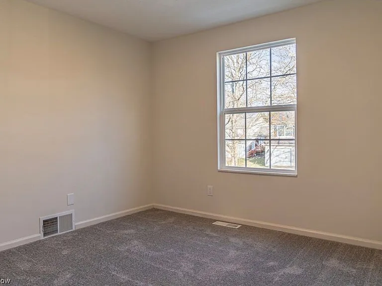 345 Westgrove Ct — Photo 7