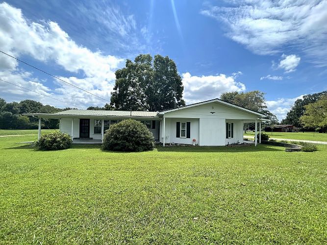 1st image of 844 Honey Ln