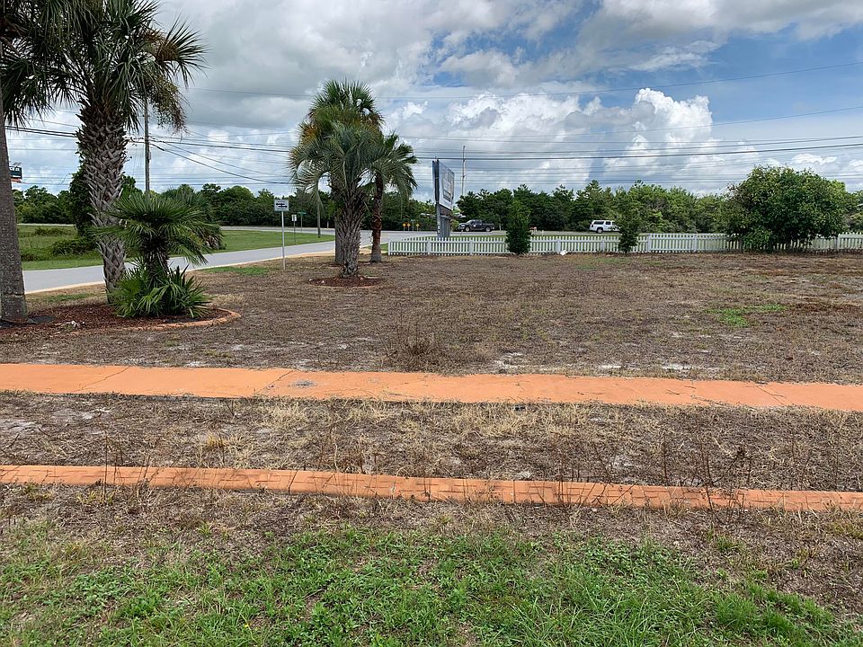 1st image of 19444 Plaza Ave