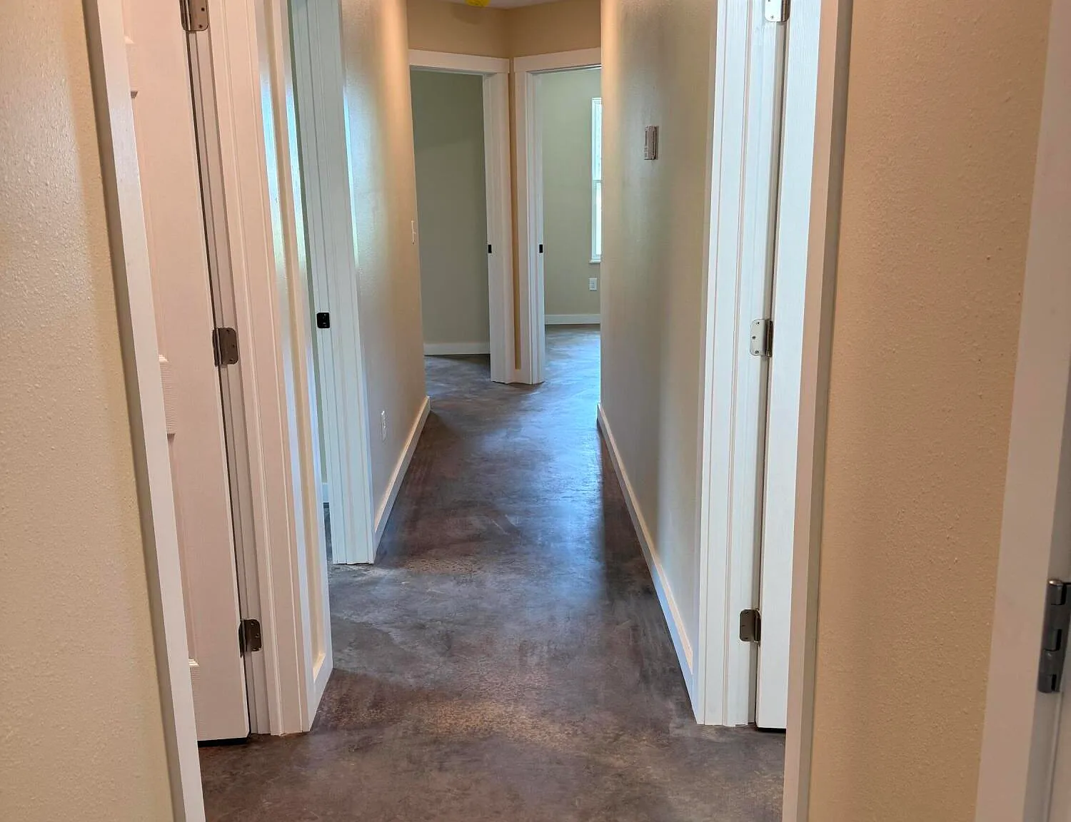 3 bed, 1312 sqft, $1,250 — Photo 4