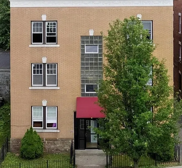 1965 Park St #3B — Photo 1