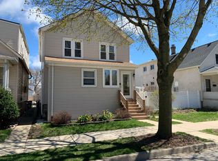 8601 Ferris Ave APT 2, Morton Grove, IL 60053