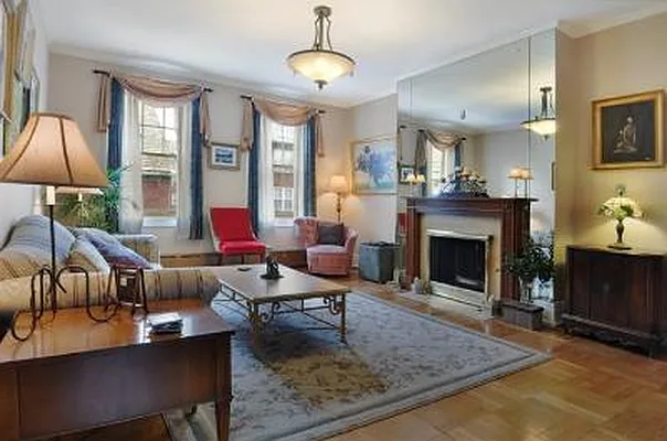 Sold by Corcoran | media 14