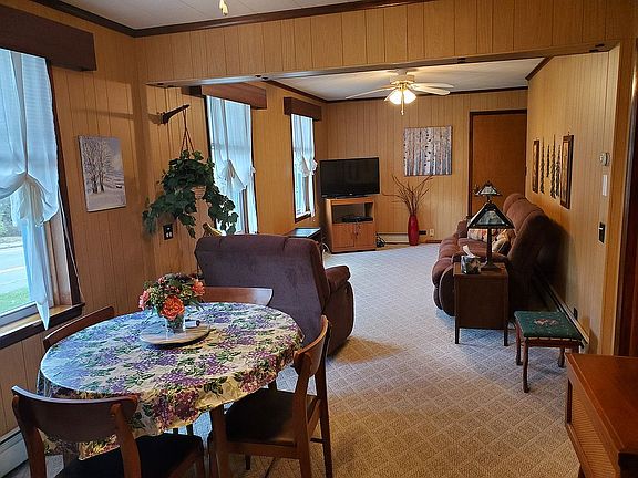 Dining / Living Room
