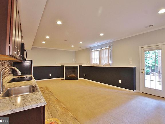 4th image of 6367 Victor Gray Ct