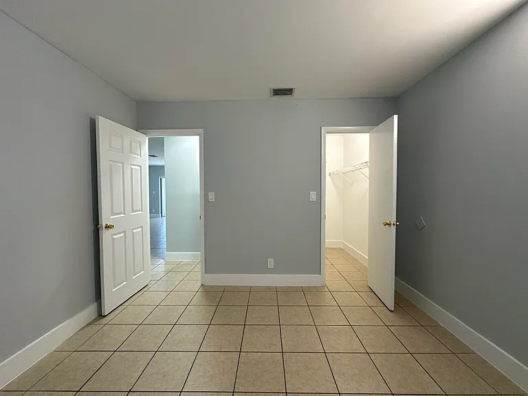 4773 Arjaro Dr — Photo 11
