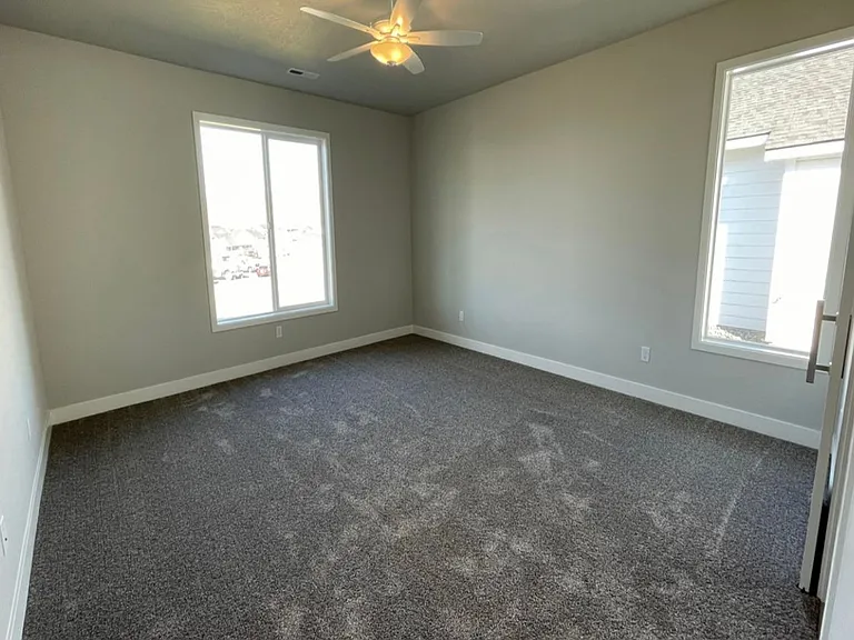 4658 Village View St — Photo 15