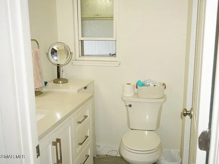 2301 Mono St — Photo 11