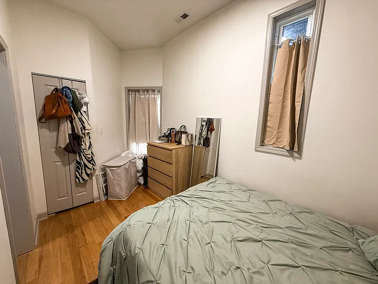1508 N Artesian Ave #2F — Photo 7